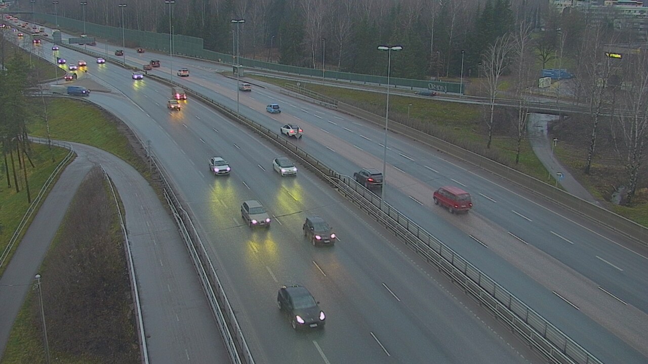 Weather Camera Image Väg 101 Helsingfors, Vichtisvägens korsning, Helsinki, Uusimaa