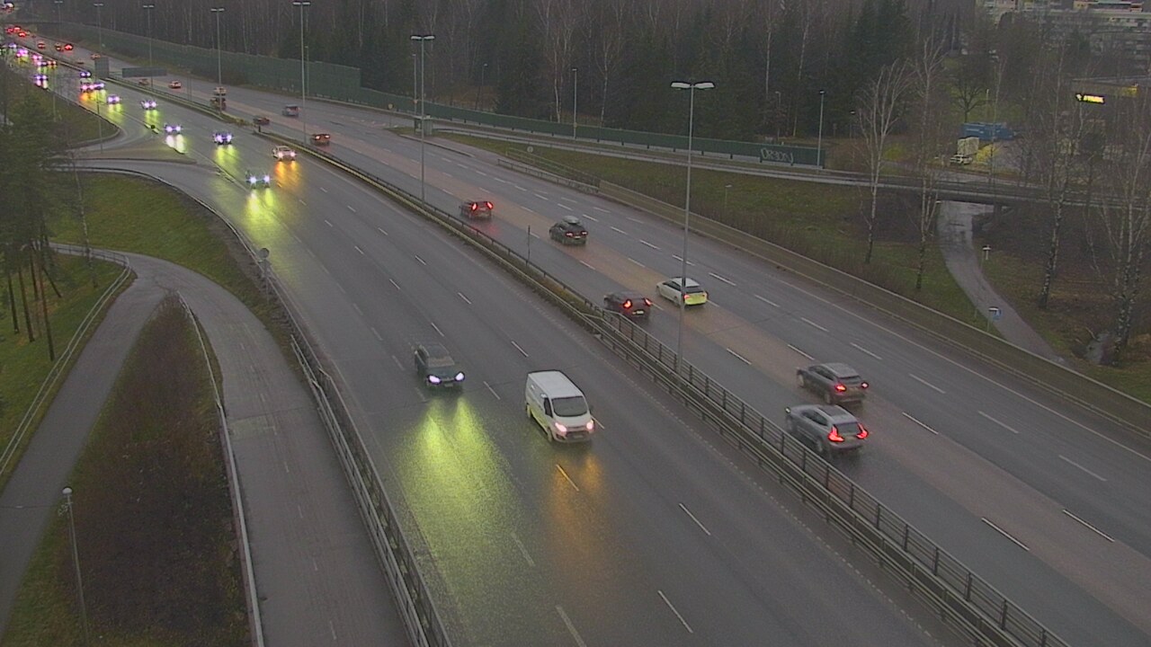 Weather Camera Image Väg 101 Helsingfors, Vichtisvägens korsning, Helsinki, Uusimaa