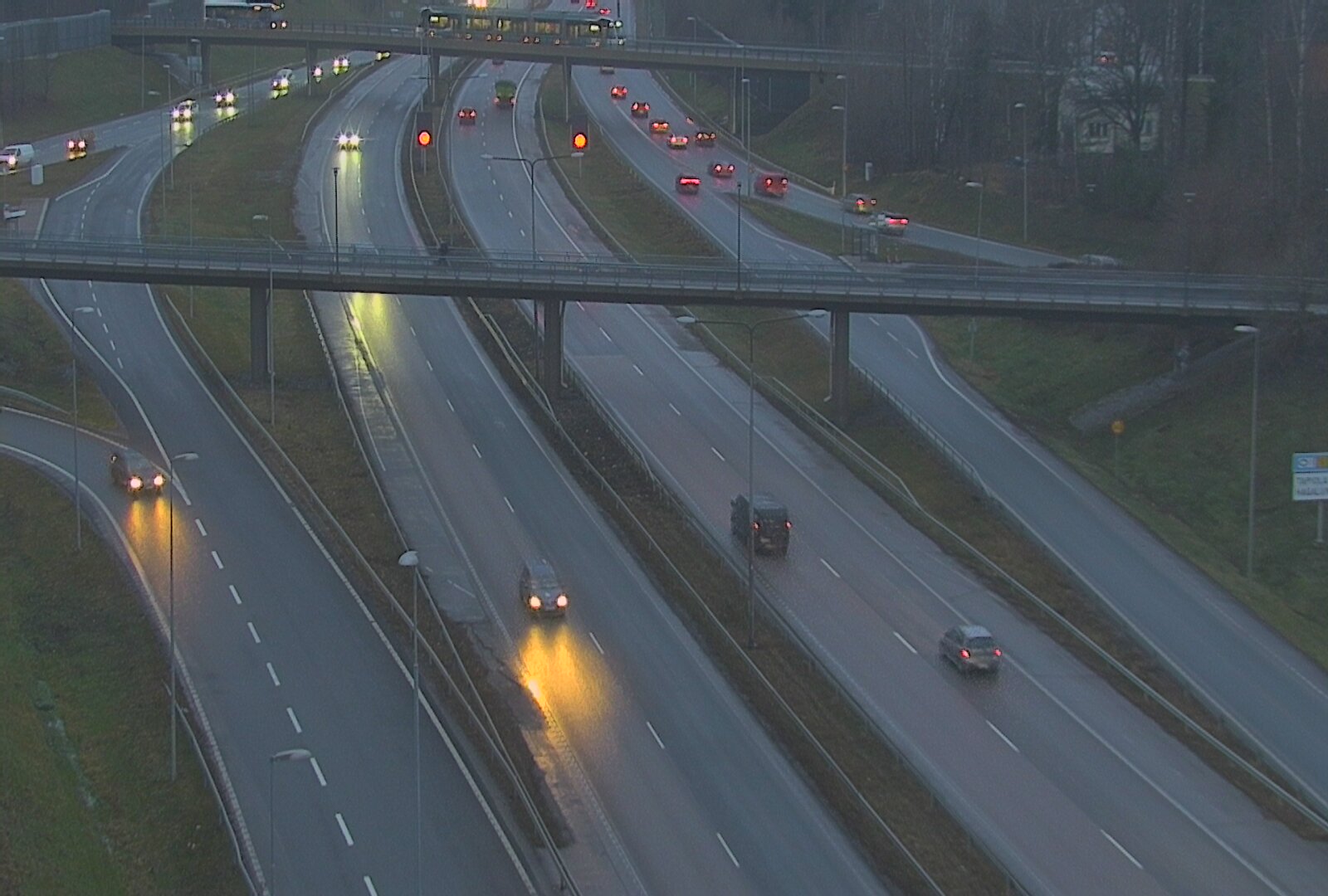 Weather Camera Image Väg 101 Esbo, Åboleden korsning, Espoo, Uusimaa