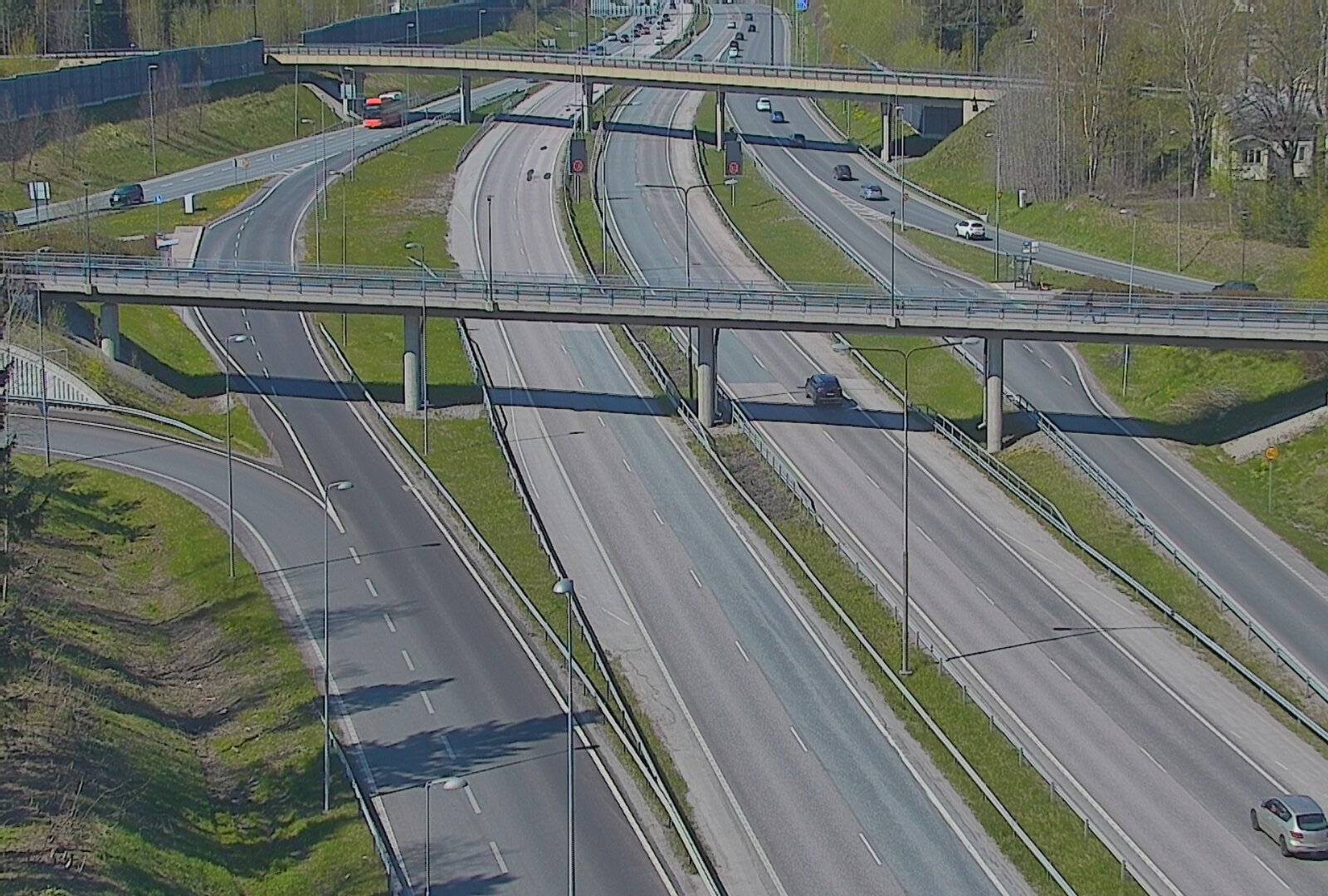 Weather Camera Image Väg 101 Esbo, Åboleden korsning, Espoo, Uusimaa