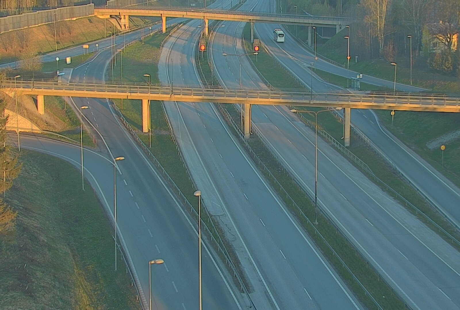 Weather Camera Image Väg 101 Esbo, Åboleden korsning, Espoo, Uusimaa