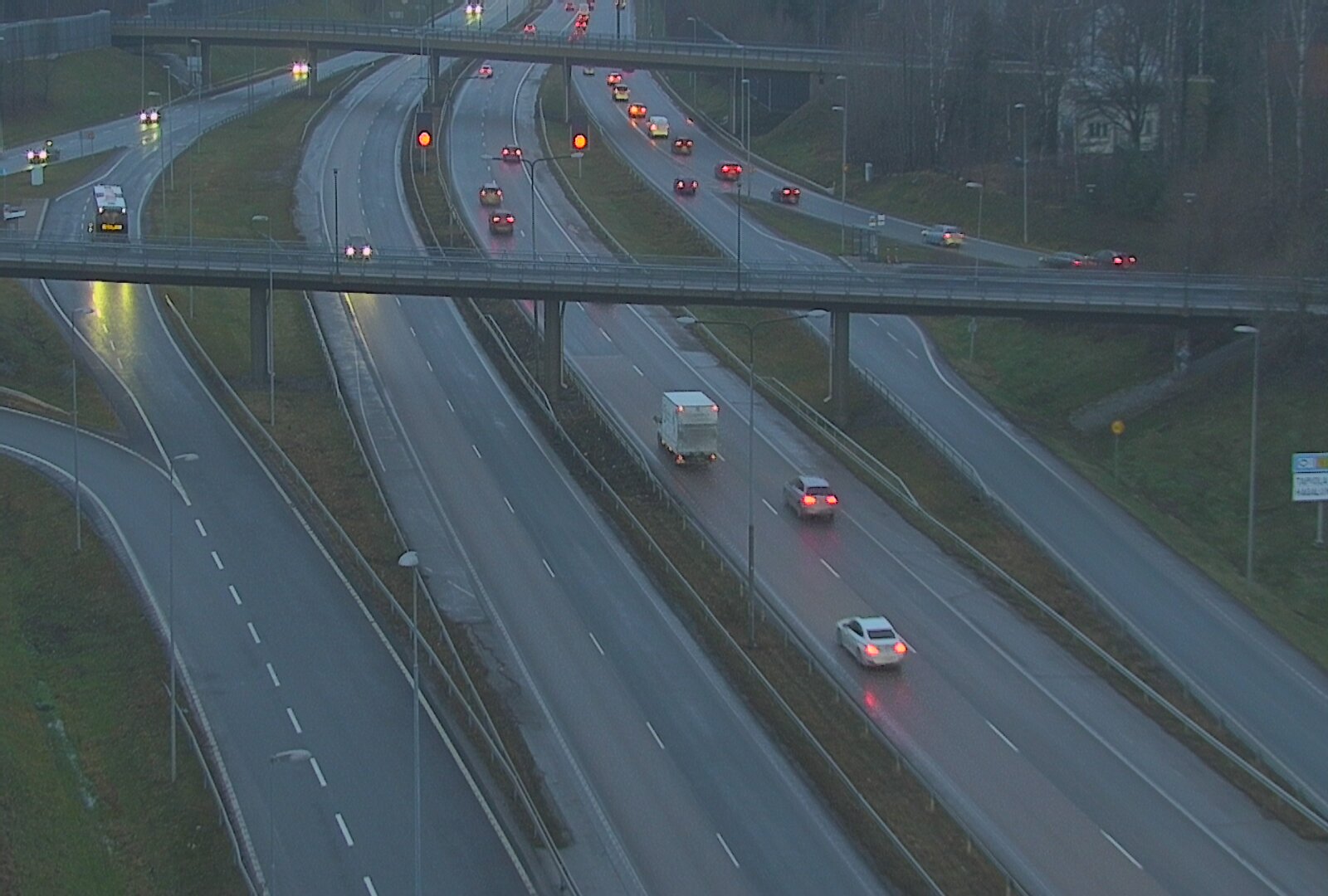 Weather Camera Image Väg 101 Esbo, Åboleden korsning, Espoo, Uusimaa