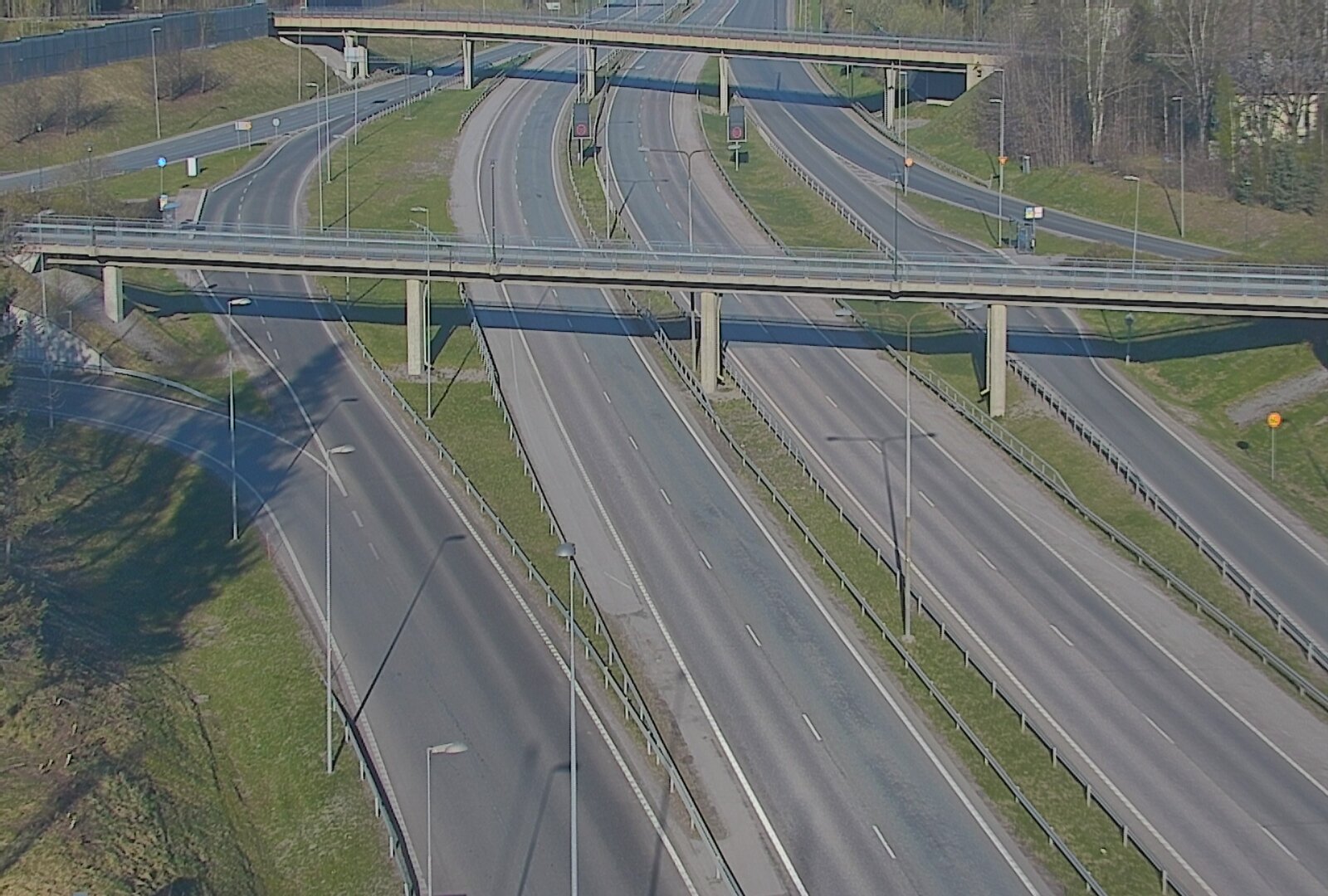 Weather Camera Image Väg 101 Esbo, Åboleden korsning, Espoo, Uusimaa