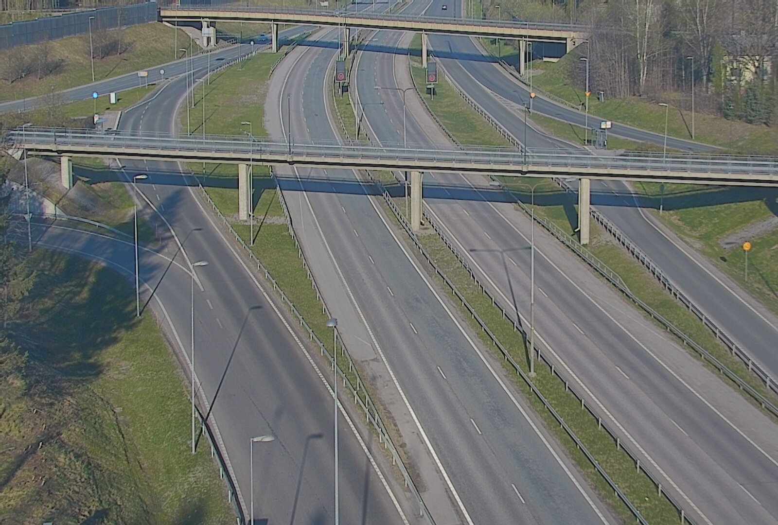 Weather Camera Image Väg 101 Esbo, Åboleden korsning, Espoo, Uusimaa