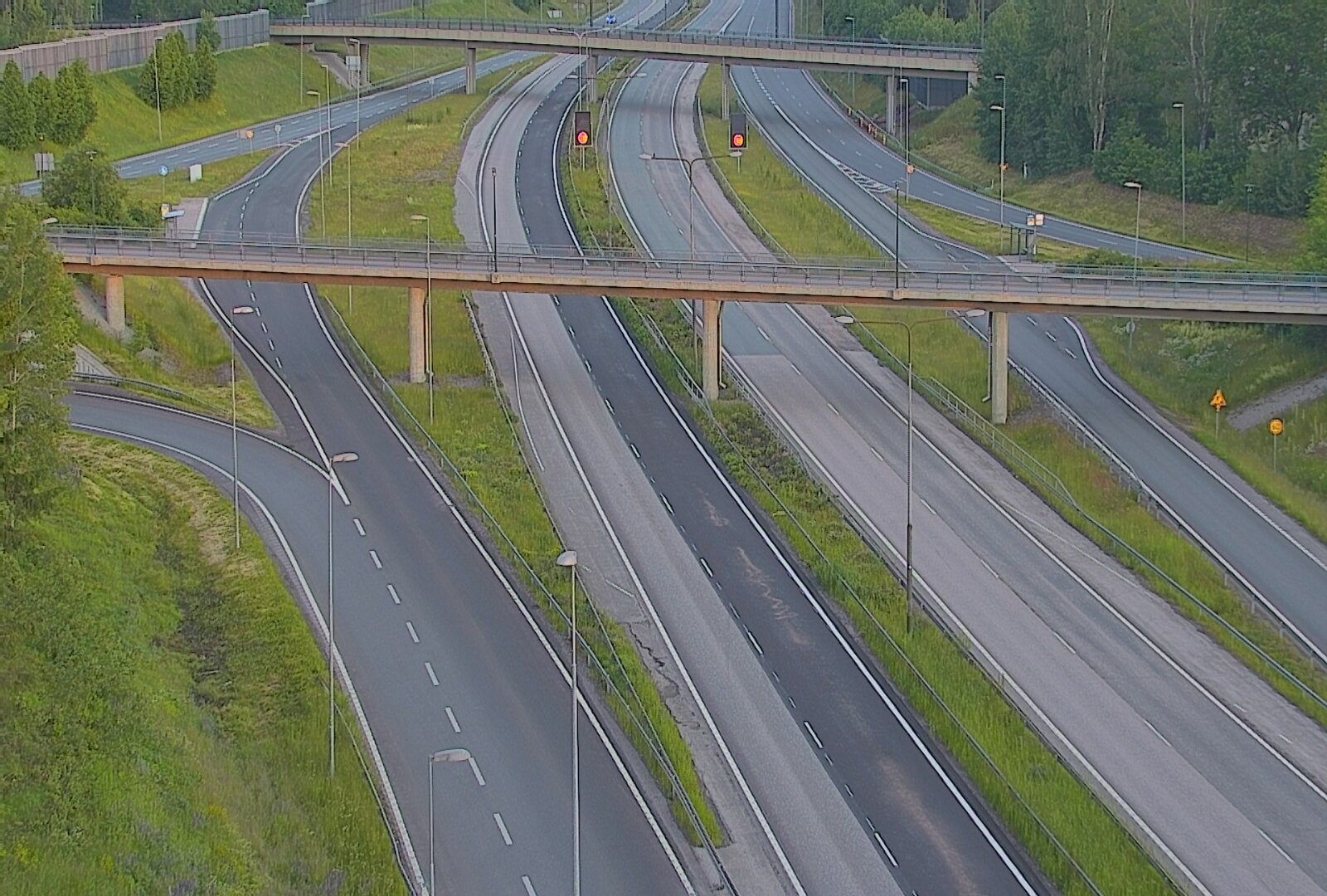Weather Camera Image Väg 101 Esbo, Åboleden korsning, Espoo, Uusimaa