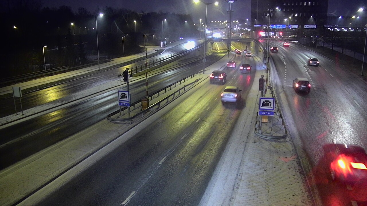 Kelikamerat Kuva Tie 100 Helsinki Hakamäentie, Kivihaan tunneli, länsi, Helsinki, Uusimaa