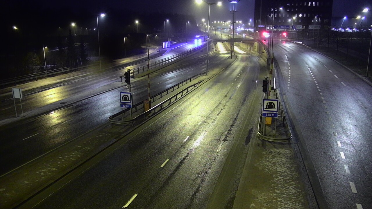 Kelikamerat Kuva Tie 100 Helsinki Hakamäentie, Kivihaan tunneli, länsi, Helsinki, Uusimaa