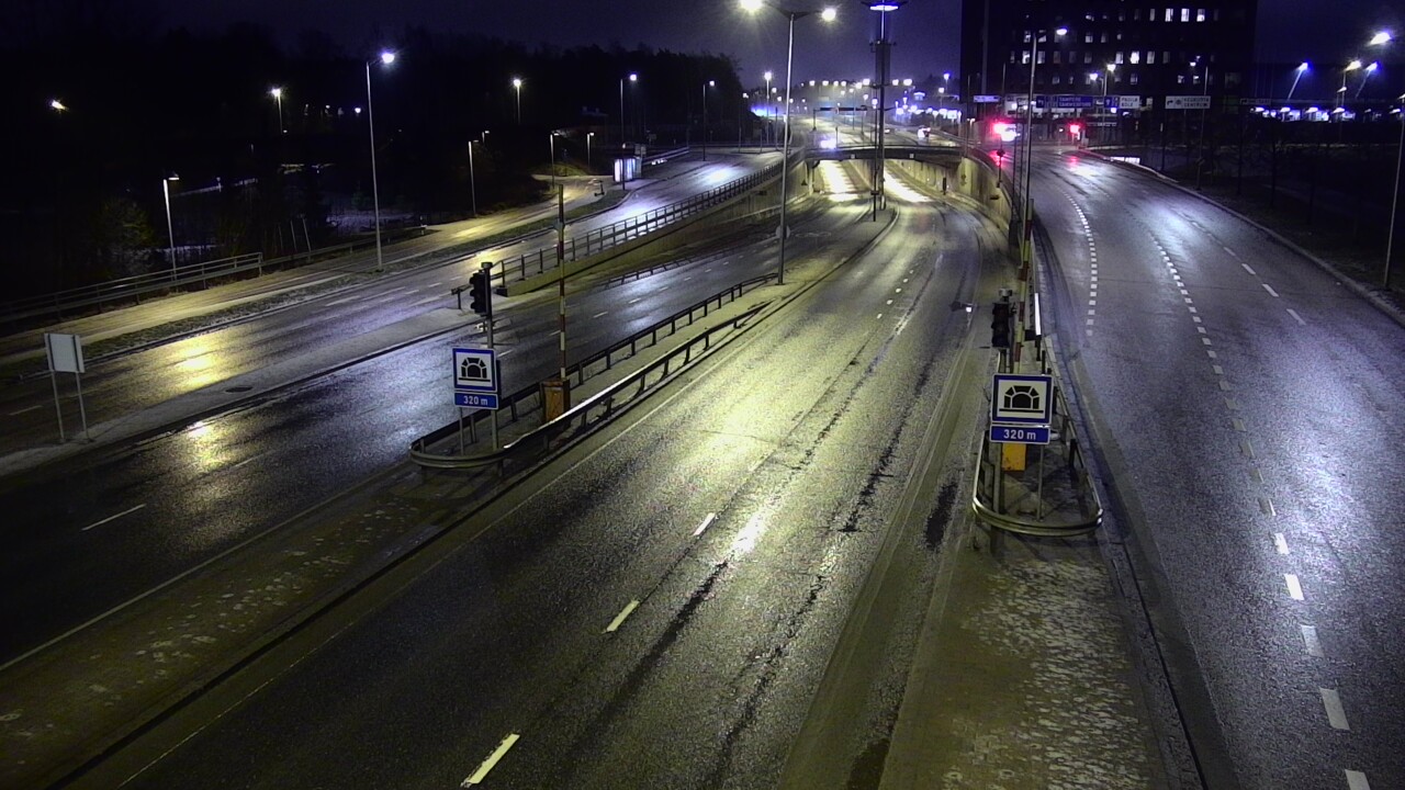 Kelikamerat Kuva Tie 100 Helsinki Hakamäentie, Kivihaan tunneli, länsi, Helsinki, Uusimaa