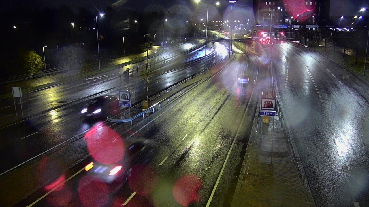 Kelikamerat Kuva Tie 100 Helsinki Hakamäentie, Kivihaan tunneli, länsi, Helsinki, Uusimaa