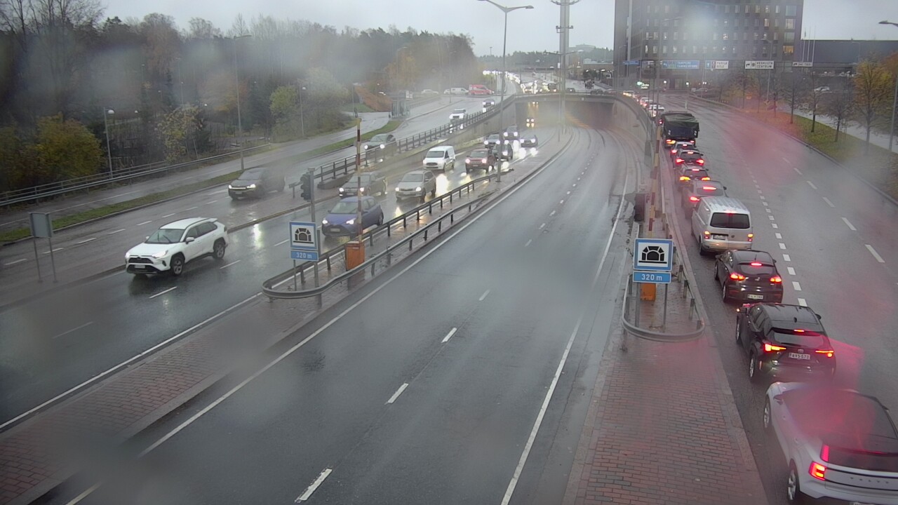 Kelikamerat Kuva Tie 100 Helsinki Hakamäentie, Kivihaan tunneli, länsi, Helsinki, Uusimaa