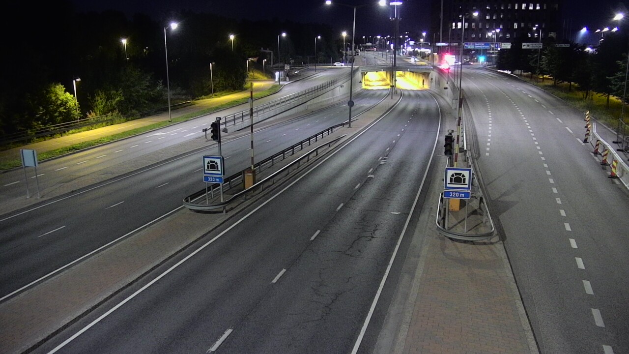 Kelikamerat Kuva Tie 100 Helsinki Hakamäentie, Kivihaan tunneli, länsi, Helsinki, Uusimaa