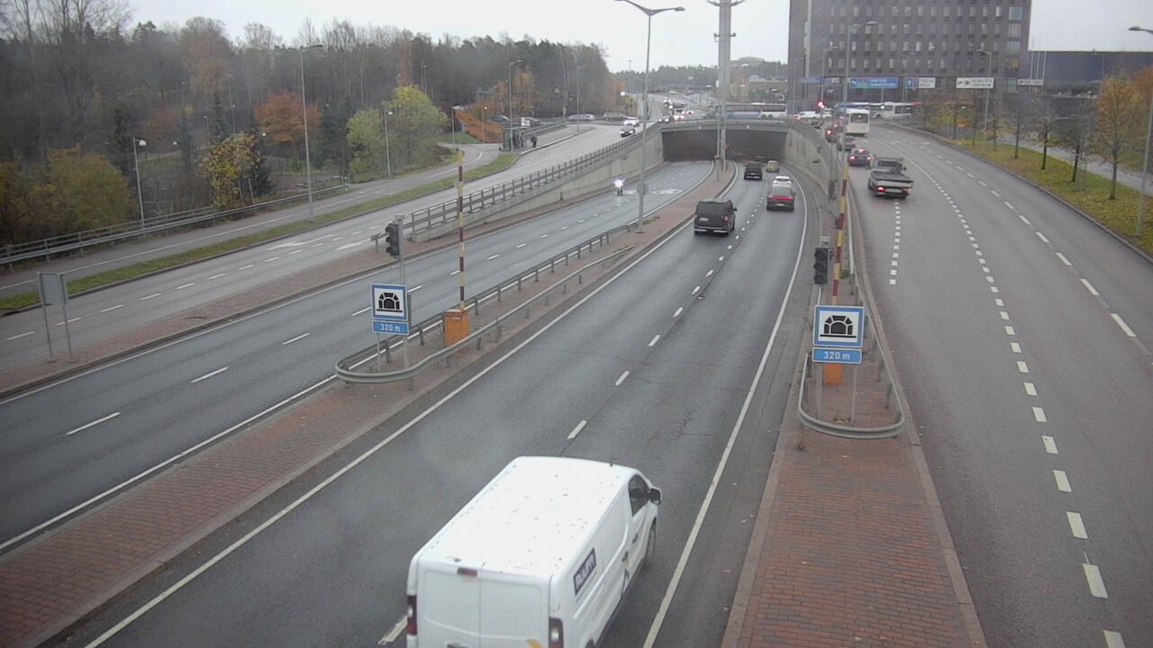 Kelikamerat Kuva Tie 100 Helsinki Hakamäentie, Kivihaan tunneli, länsi, Helsinki, Uusimaa