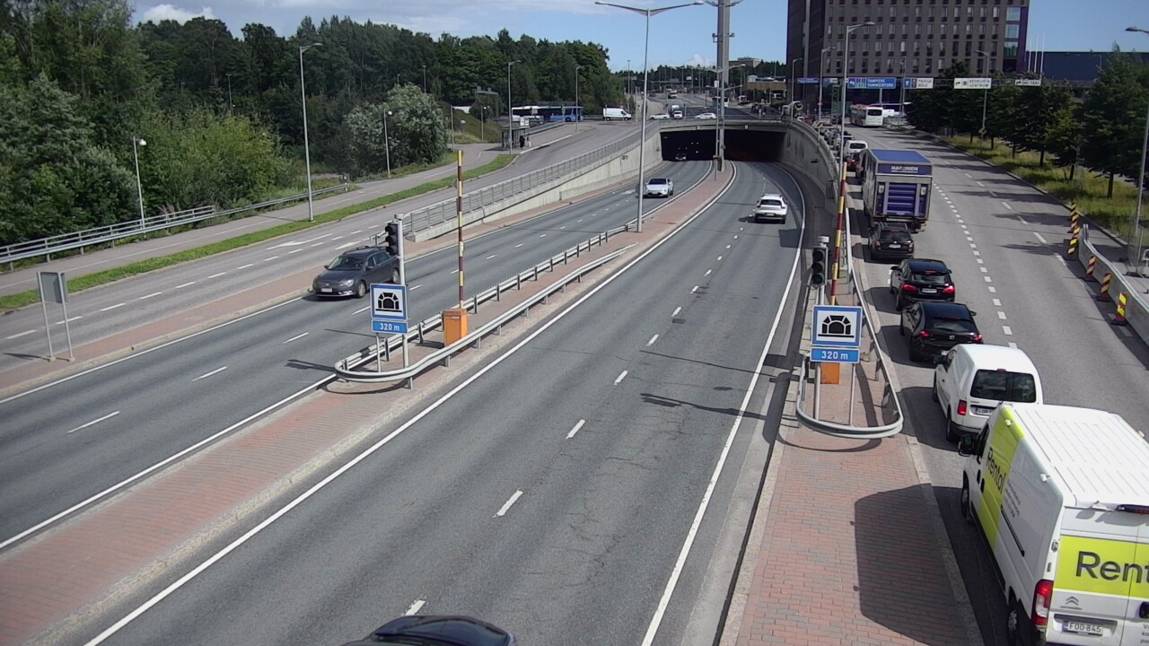 Kelikamerat Kuva Tie 100 Helsinki Hakamäentie, Kivihaan tunneli, länsi, Helsinki, Uusimaa