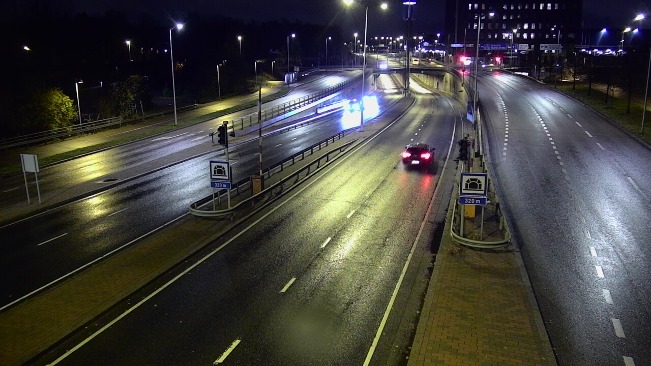 Kelikamerat Kuva Tie 100 Helsinki Hakamäentie, Kivihaan tunneli, länsi, Helsinki, Uusimaa