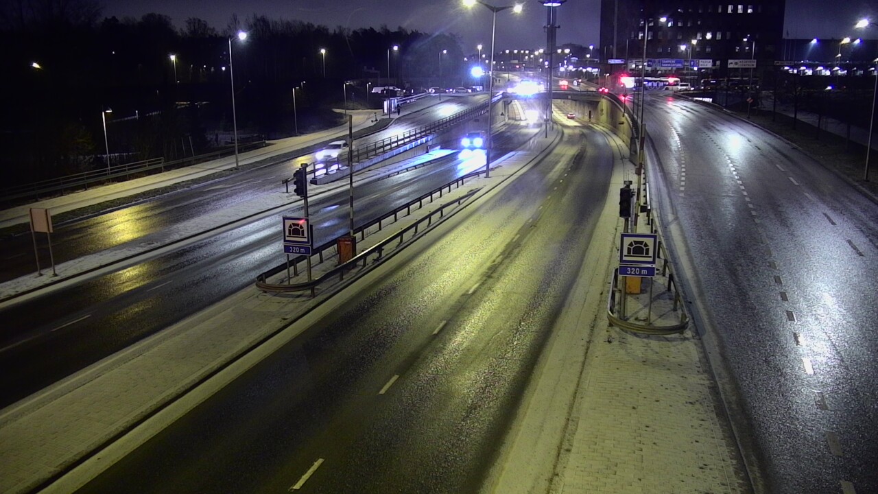 Kelikamerat Kuva Tie 100 Helsinki Hakamäentie, Kivihaan tunneli, länsi, Helsinki, Uusimaa