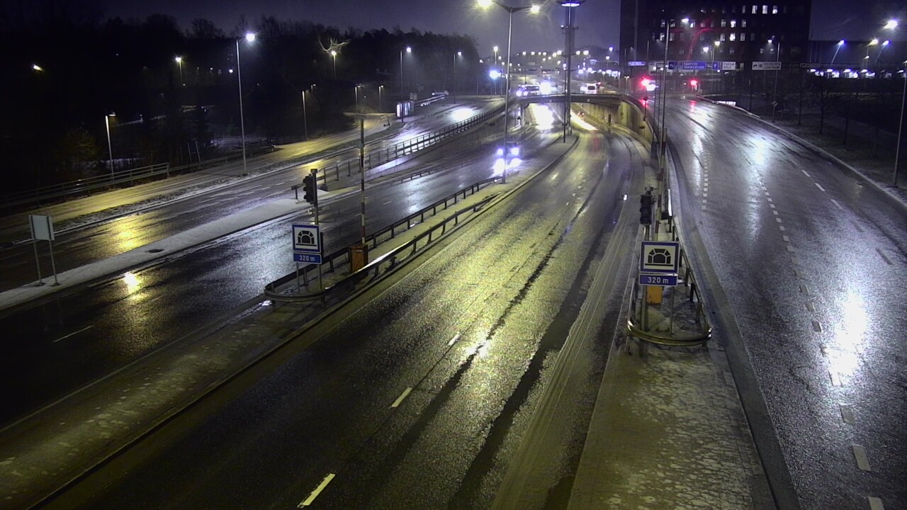 Kelikamerat Kuva Tie 100 Helsinki Hakamäentie, Kivihaan tunneli, länsi, Helsinki, Uusimaa