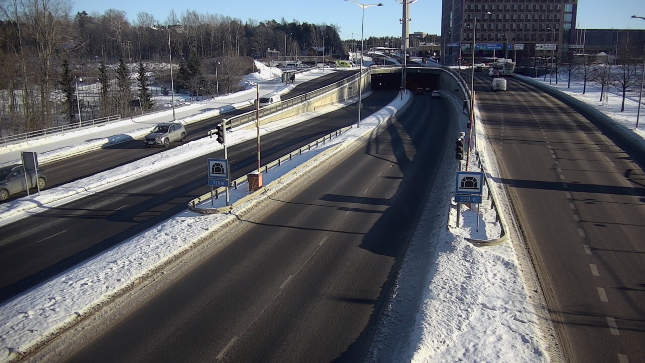 Kelikamerat Kuva Tie 100 Helsinki Hakamäentie, Kivihaan tunneli, länsi, Helsinki, Uusimaa
