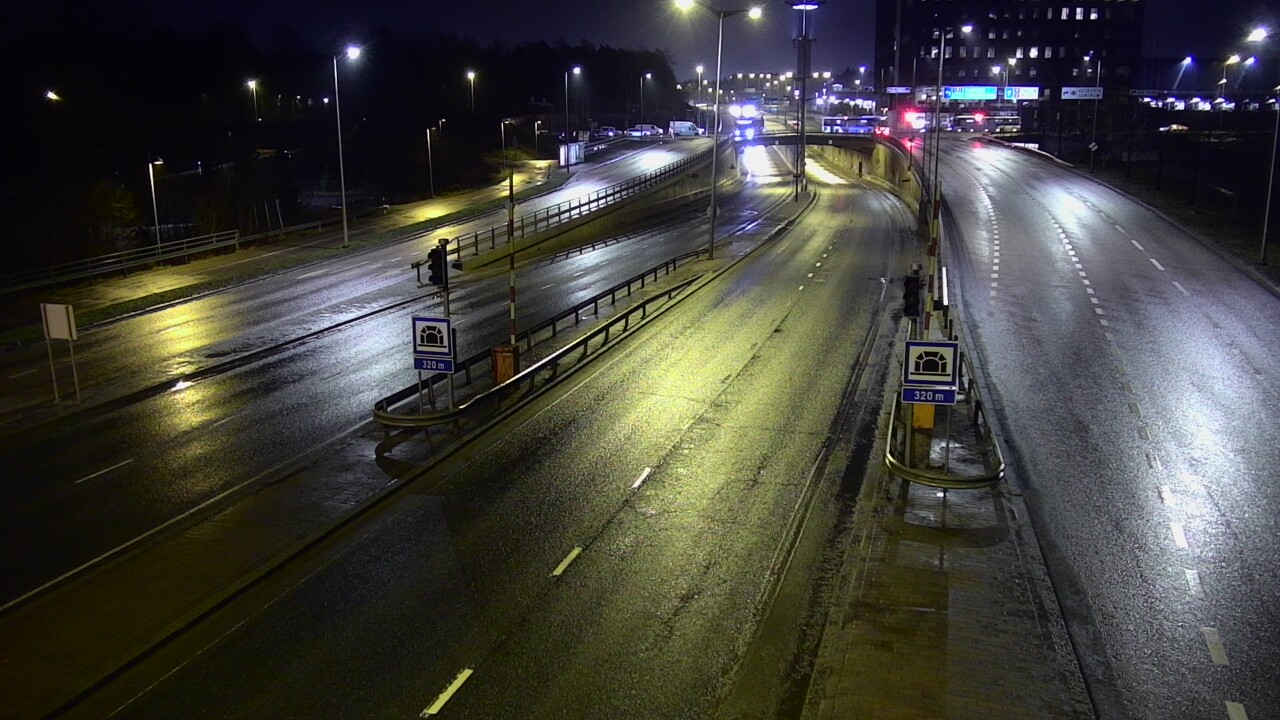 Kelikamerat Kuva Tie 100 Helsinki Hakamäentie, Kivihaan tunneli, länsi, Helsinki, Uusimaa