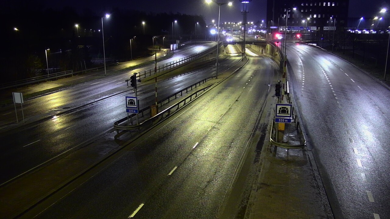 Kelikamerat Kuva Tie 100 Helsinki Hakamäentie, Kivihaan tunneli, länsi, Helsinki, Uusimaa