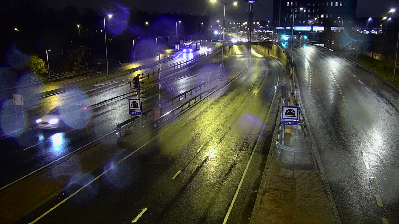 Kelikamerat Kuva Tie 100 Helsinki Hakamäentie, Kivihaan tunneli, länsi, Helsinki, Uusimaa