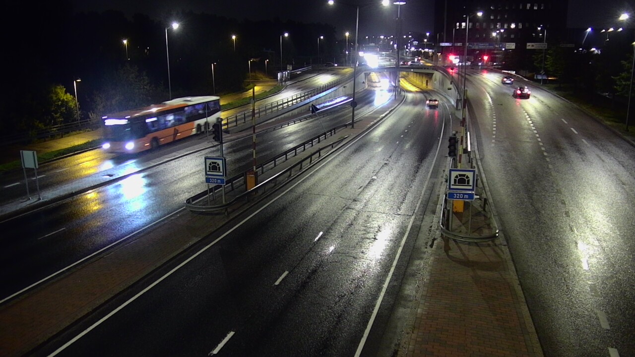 Kelikamerat Kuva Tie 100 Helsinki Hakamäentie, Kivihaan tunneli, länsi, Helsinki, Uusimaa