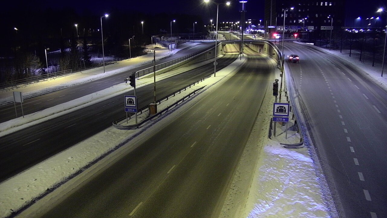 Kelikamerat Kuva Tie 100 Helsinki Hakamäentie, Kivihaan tunneli, länsi, Helsinki, Uusimaa