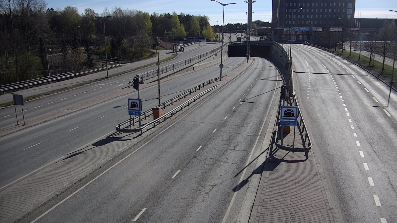 Kelikamerat Kuva Tie 100 Helsinki Hakamäentie, Kivihaan tunneli, länsi, Helsinki, Uusimaa
