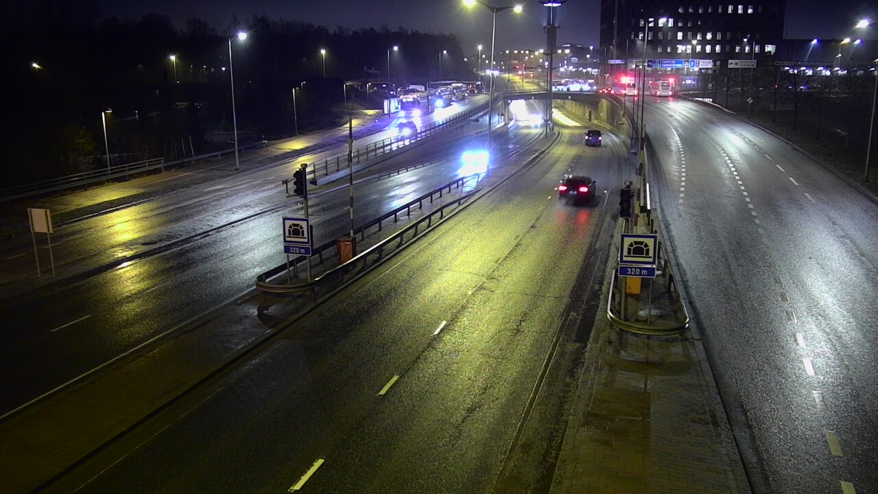 Kelikamerat Kuva Tie 100 Helsinki Hakamäentie, Kivihaan tunneli, länsi, Helsinki, Uusimaa