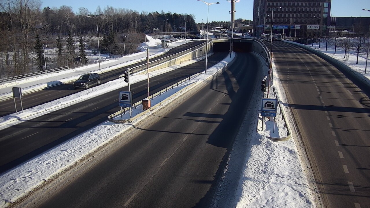 Kelikamerat Kuva Tie 100 Helsinki Hakamäentie, Kivihaan tunneli, länsi, Helsinki, Uusimaa
