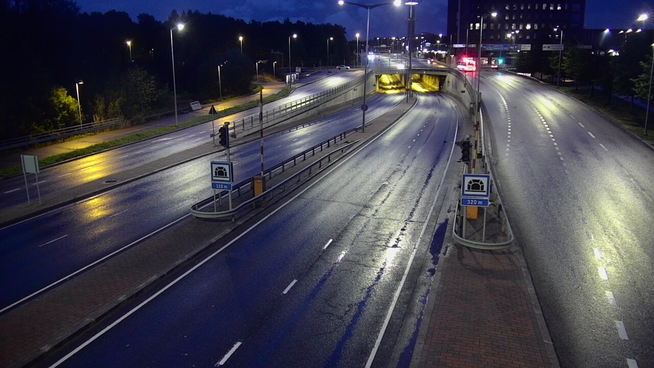 Kelikamerat Kuva Tie 100 Helsinki Hakamäentie, Kivihaan tunneli, länsi, Helsinki, Uusimaa