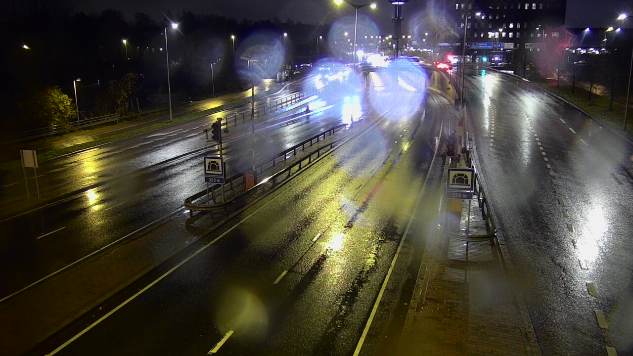 Kelikamerat Kuva Tie 100 Helsinki Hakamäentie, Kivihaan tunneli, länsi, Helsinki, Uusimaa