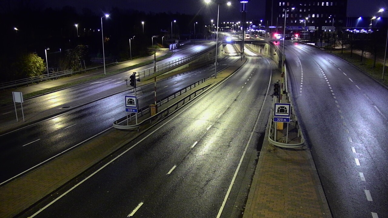 Kelikamerat Kuva Tie 100 Helsinki Hakamäentie, Kivihaan tunneli, länsi, Helsinki, Uusimaa