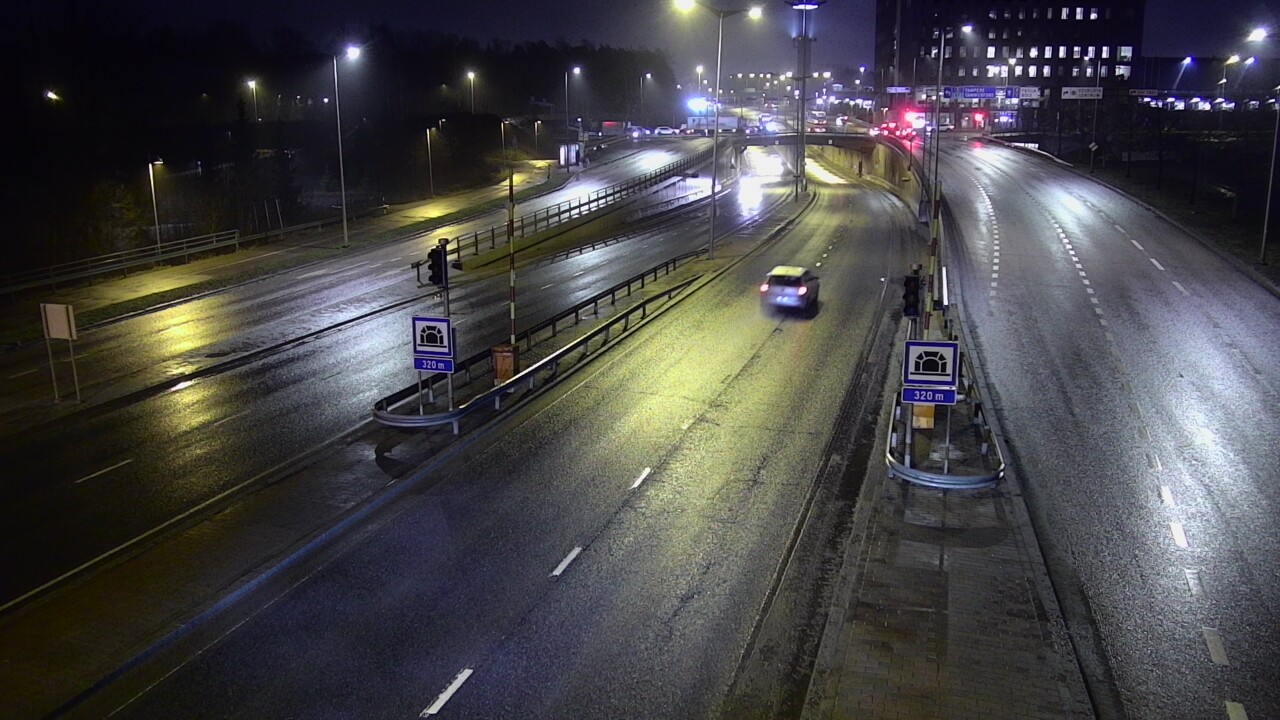 Kelikamerat Kuva Tie 100 Helsinki Hakamäentie, Kivihaan tunneli, länsi, Helsinki, Uusimaa