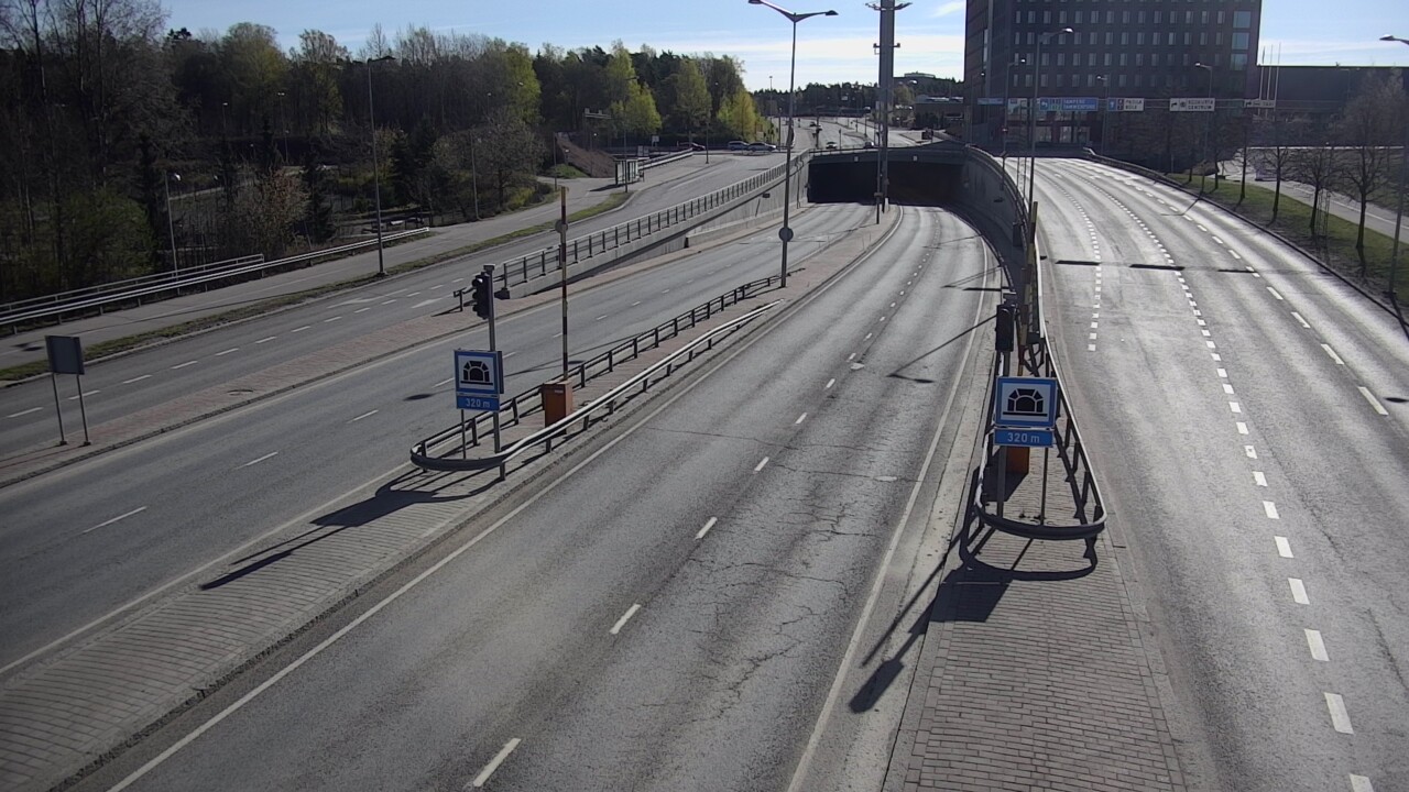 Kelikamerat Kuva Tie 100 Helsinki Hakamäentie, Kivihaan tunneli, länsi, Helsinki, Uusimaa