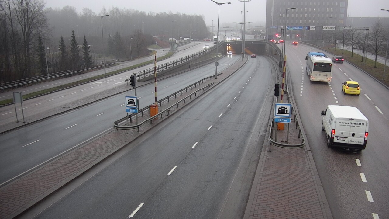 Kelikamerat Kuva Tie 100 Helsinki Hakamäentie, Kivihaan tunneli, länsi, Helsinki, Uusimaa