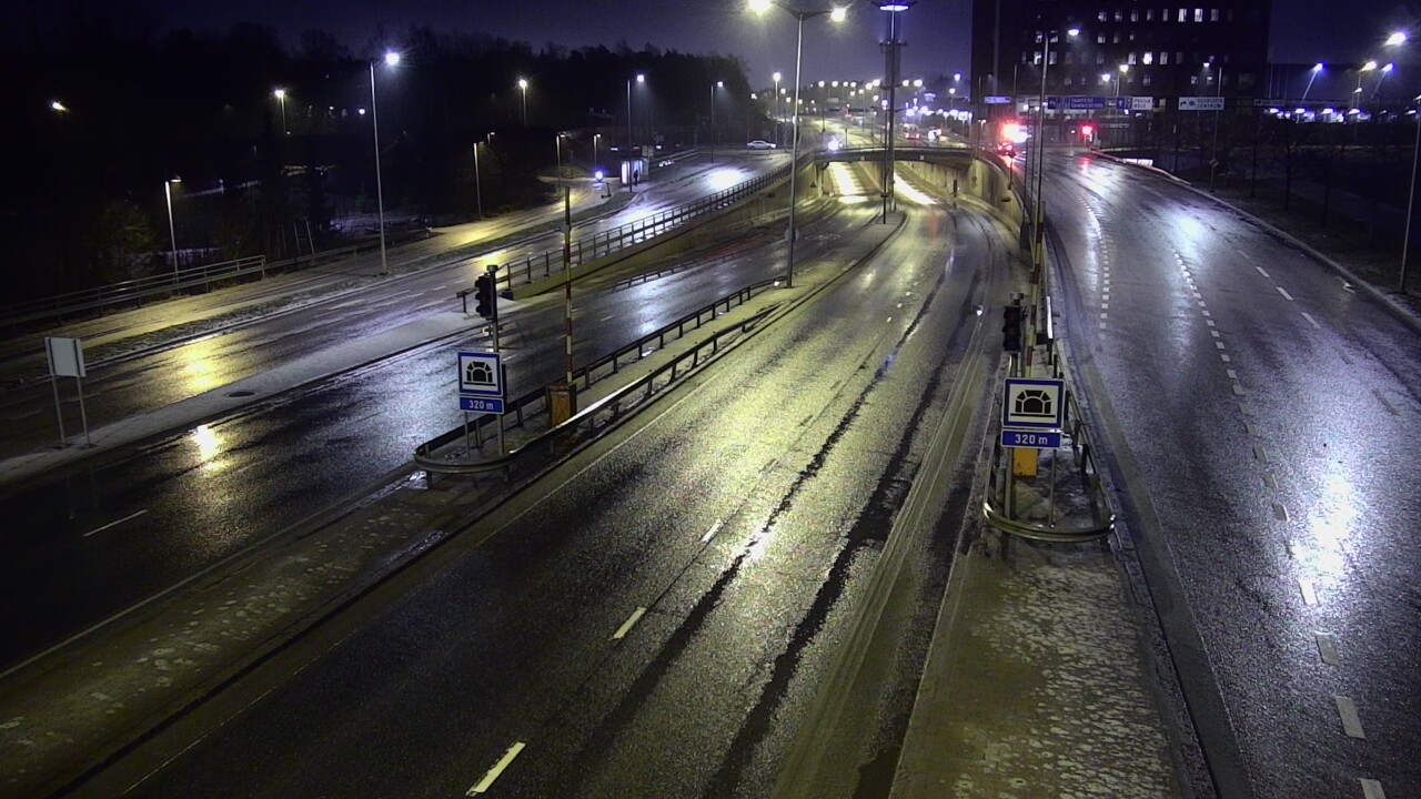 Kelikamerat Kuva Tie 100 Helsinki Hakamäentie, Kivihaan tunneli, länsi, Helsinki, Uusimaa