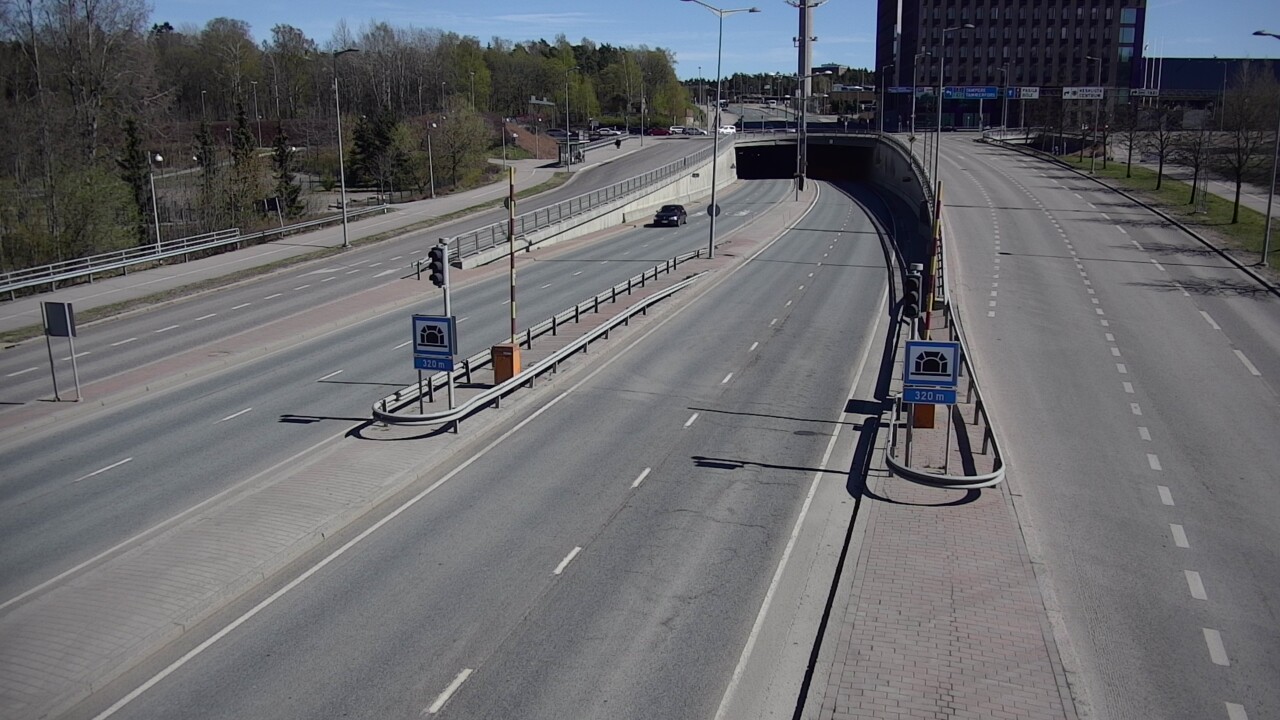 Kelikamerat Kuva Tie 100 Helsinki Hakamäentie, Kivihaan tunneli, länsi, Helsinki, Uusimaa