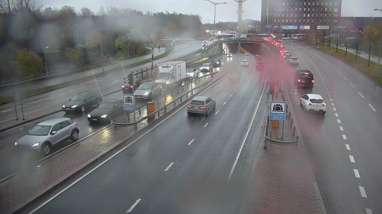 Kelikamerat Kuva Tie 100 Helsinki Hakamäentie, Kivihaan tunneli, länsi, Helsinki, Uusimaa