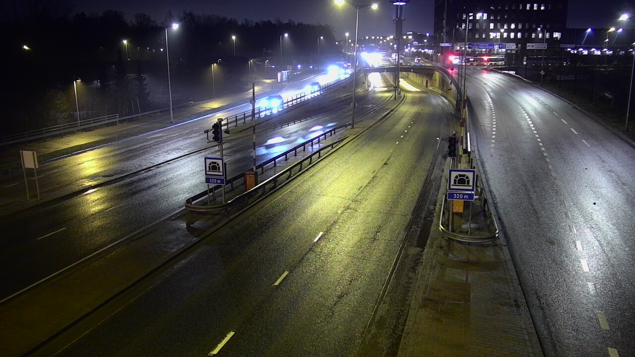 Kelikamerat Kuva Tie 100 Helsinki Hakamäentie, Kivihaan tunneli, länsi, Helsinki, Uusimaa