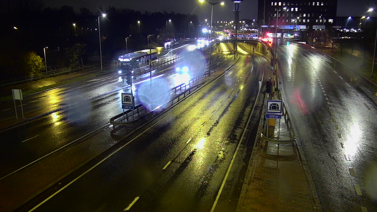 Kelikamerat Kuva Tie 100 Helsinki Hakamäentie, Kivihaan tunneli, länsi, Helsinki, Uusimaa