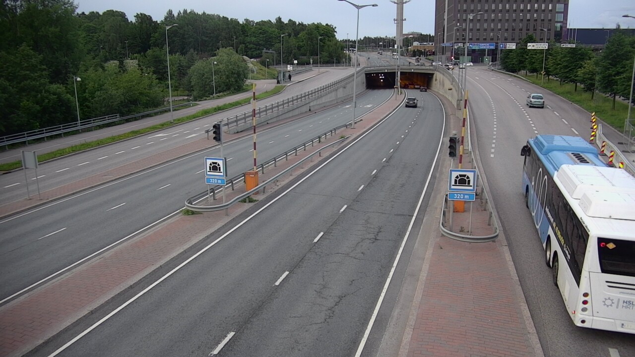 Kelikamerat Kuva Tie 100 Helsinki Hakamäentie, Kivihaan tunneli, länsi, Helsinki, Uusimaa