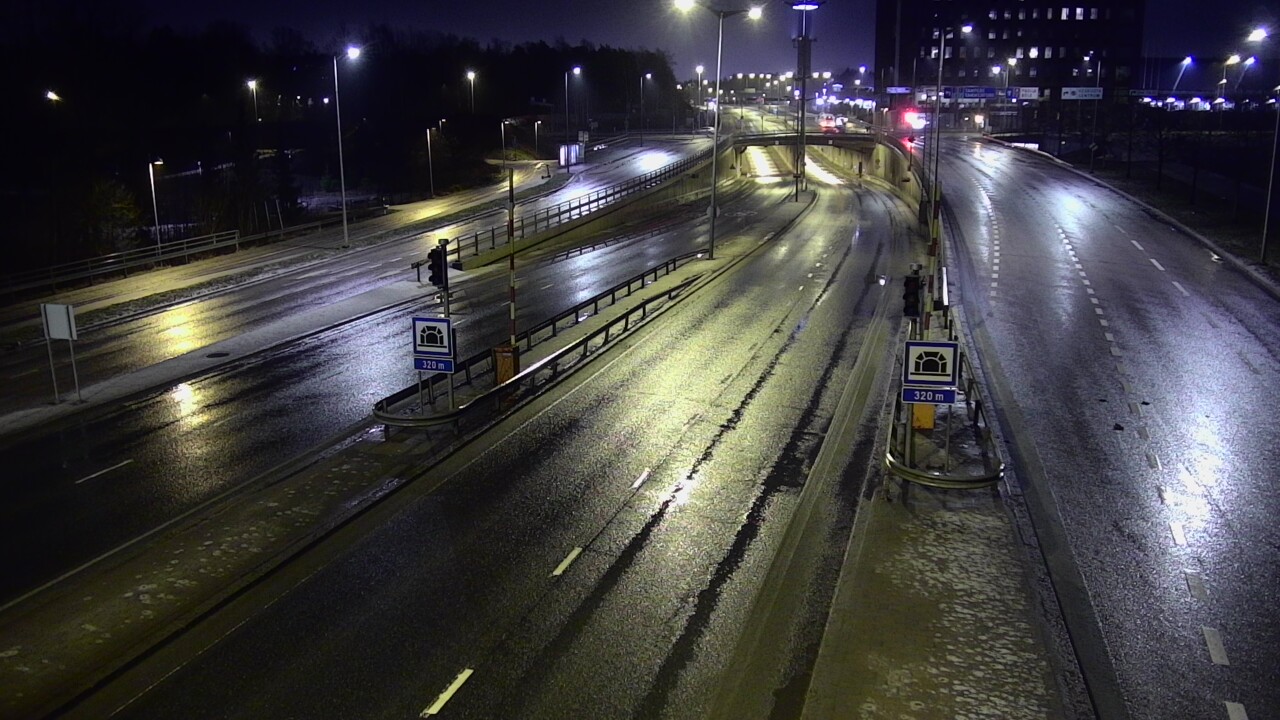 Kelikamerat Kuva Tie 100 Helsinki Hakamäentie, Kivihaan tunneli, länsi, Helsinki, Uusimaa