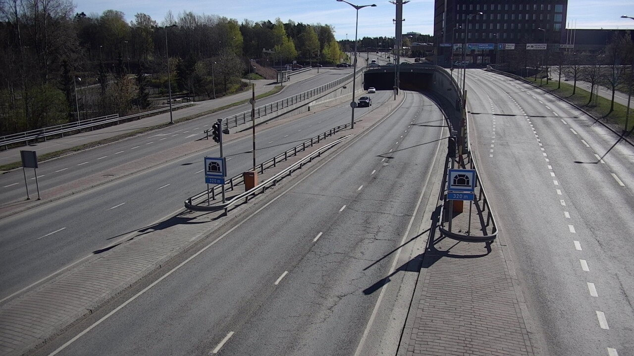 Kelikamerat Kuva Tie 100 Helsinki Hakamäentie, Kivihaan tunneli, länsi, Helsinki, Uusimaa