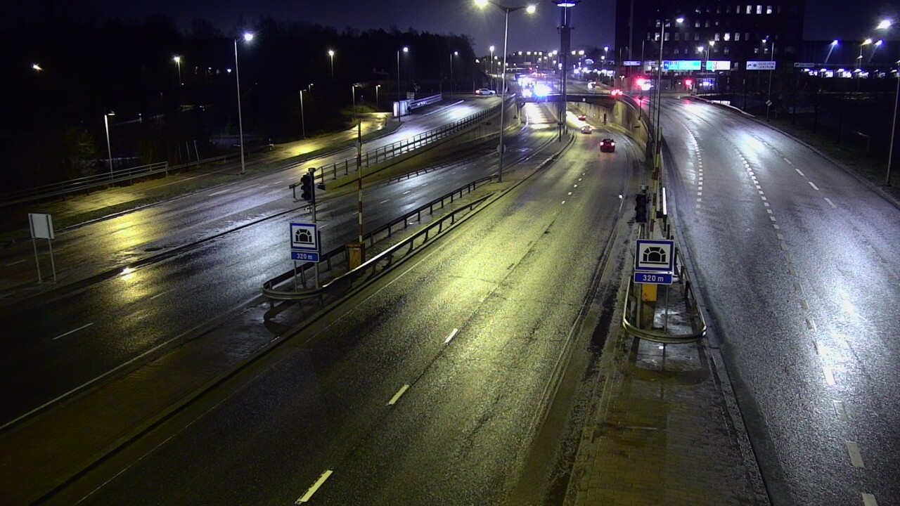 Kelikamerat Kuva Tie 100 Helsinki Hakamäentie, Kivihaan tunneli, länsi, Helsinki, Uusimaa