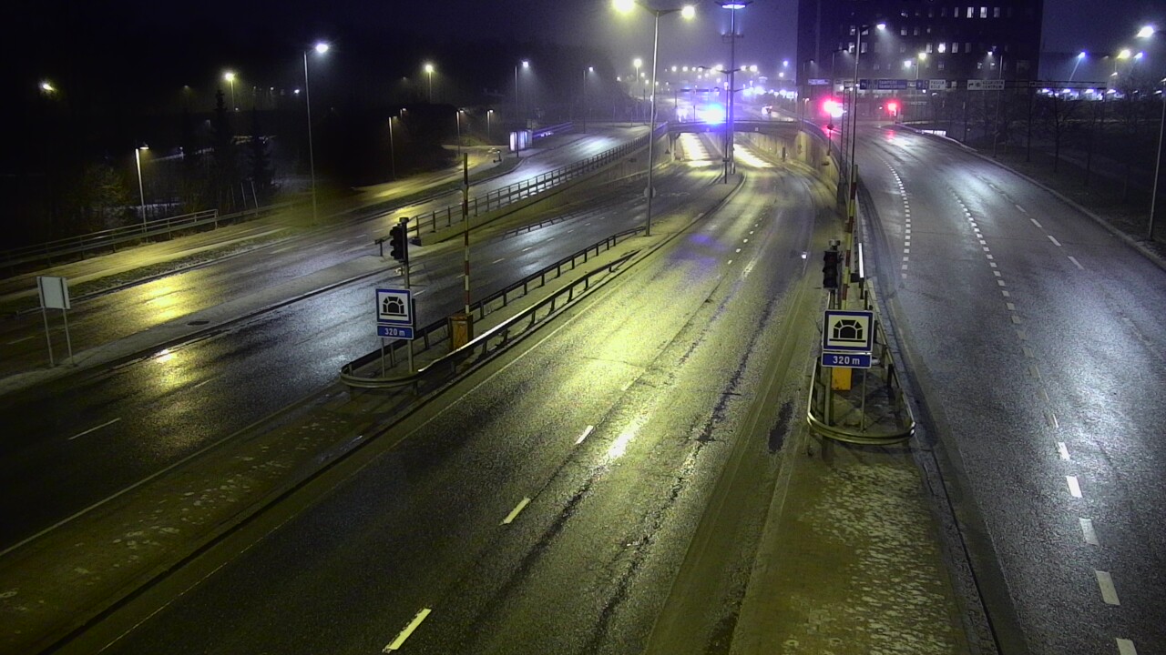 Kelikamerat Kuva Tie 100 Helsinki Hakamäentie, Kivihaan tunneli, länsi, Helsinki, Uusimaa