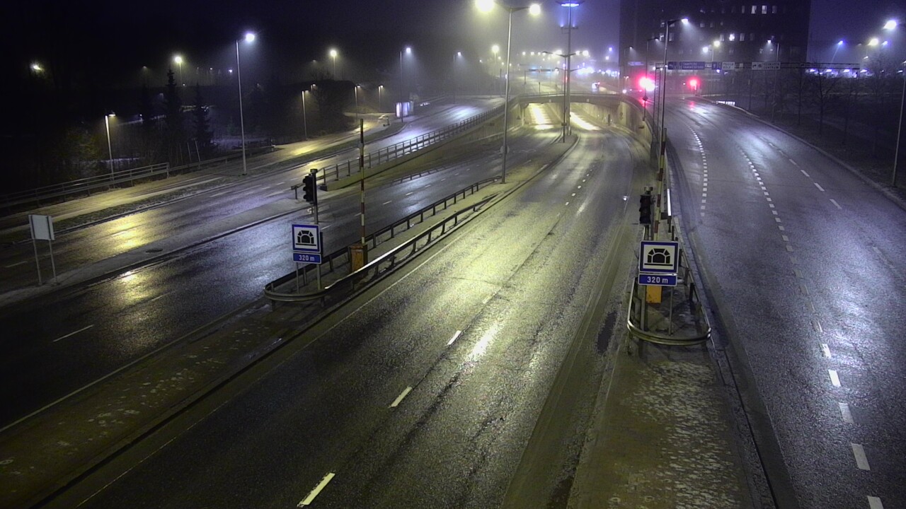 Kelikamerat Kuva Tie 100 Helsinki Hakamäentie, Kivihaan tunneli, länsi, Helsinki, Uusimaa