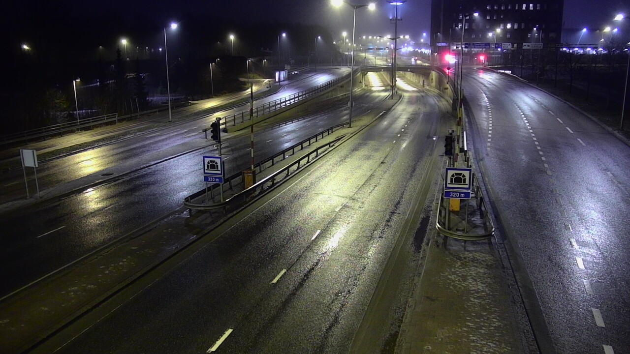 Kelikamerat Kuva Tie 100 Helsinki Hakamäentie, Kivihaan tunneli, länsi, Helsinki, Uusimaa