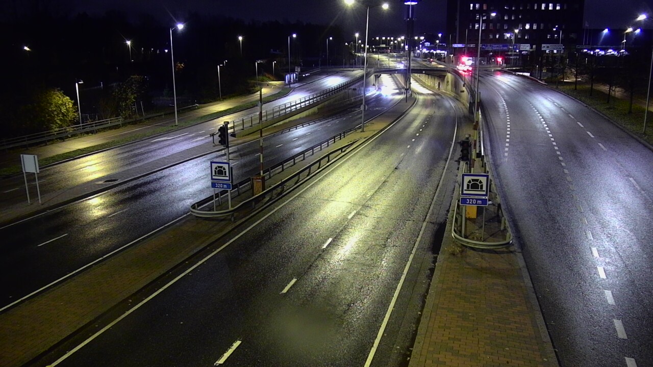 Kelikamerat Kuva Tie 100 Helsinki Hakamäentie, Kivihaan tunneli, länsi, Helsinki, Uusimaa