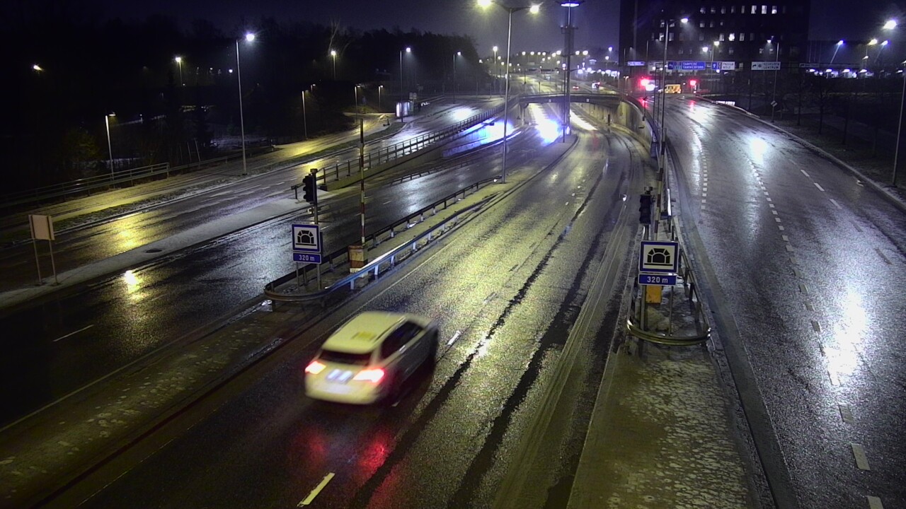 Kelikamerat Kuva Tie 100 Helsinki Hakamäentie, Kivihaan tunneli, länsi, Helsinki, Uusimaa