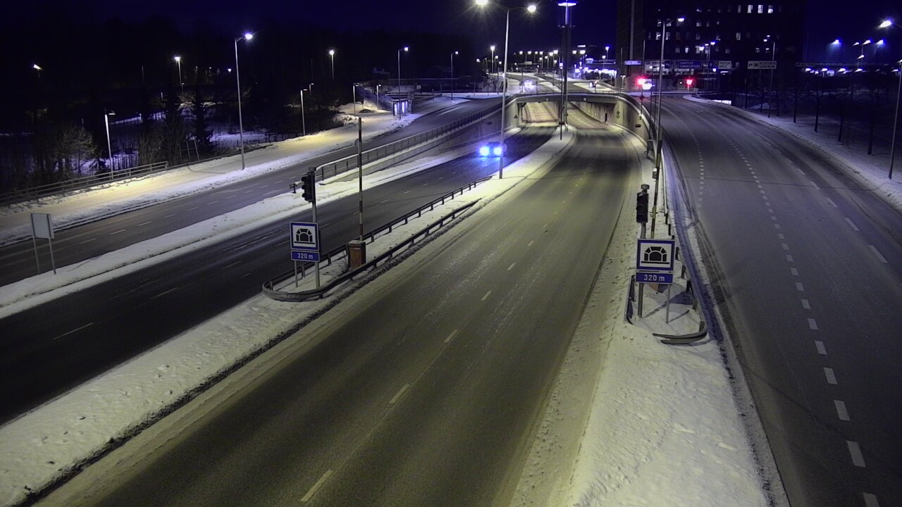 Kelikamerat Kuva Tie 100 Helsinki Hakamäentie, Kivihaan tunneli, länsi, Helsinki, Uusimaa